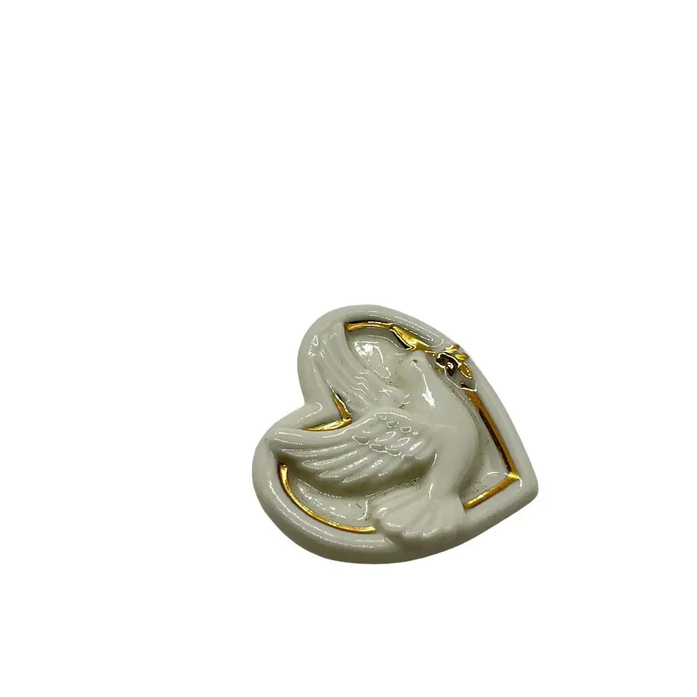 Lenox Peace Dove Porcelain Heart Cream Gold Noah's Ark Ceramic Brooch Pin Women
